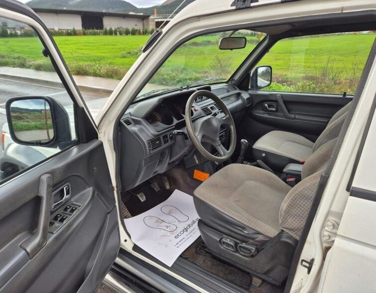 MITSUBISHI  MONTERO 4X4 ***IMPECCABLE***